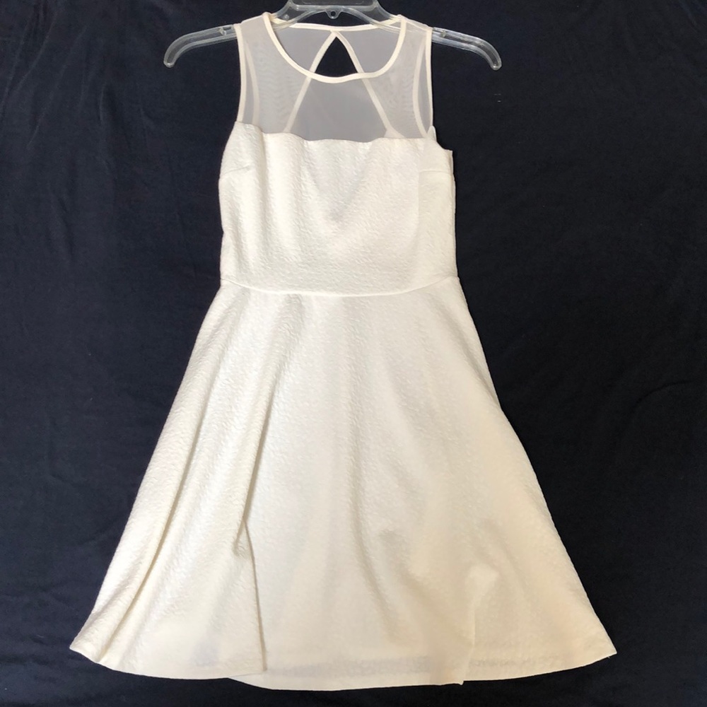 AQUA size S white dress!